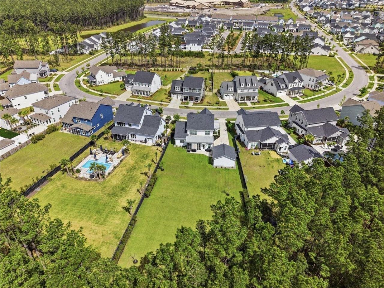 188 Clearblue Loop Photo 6