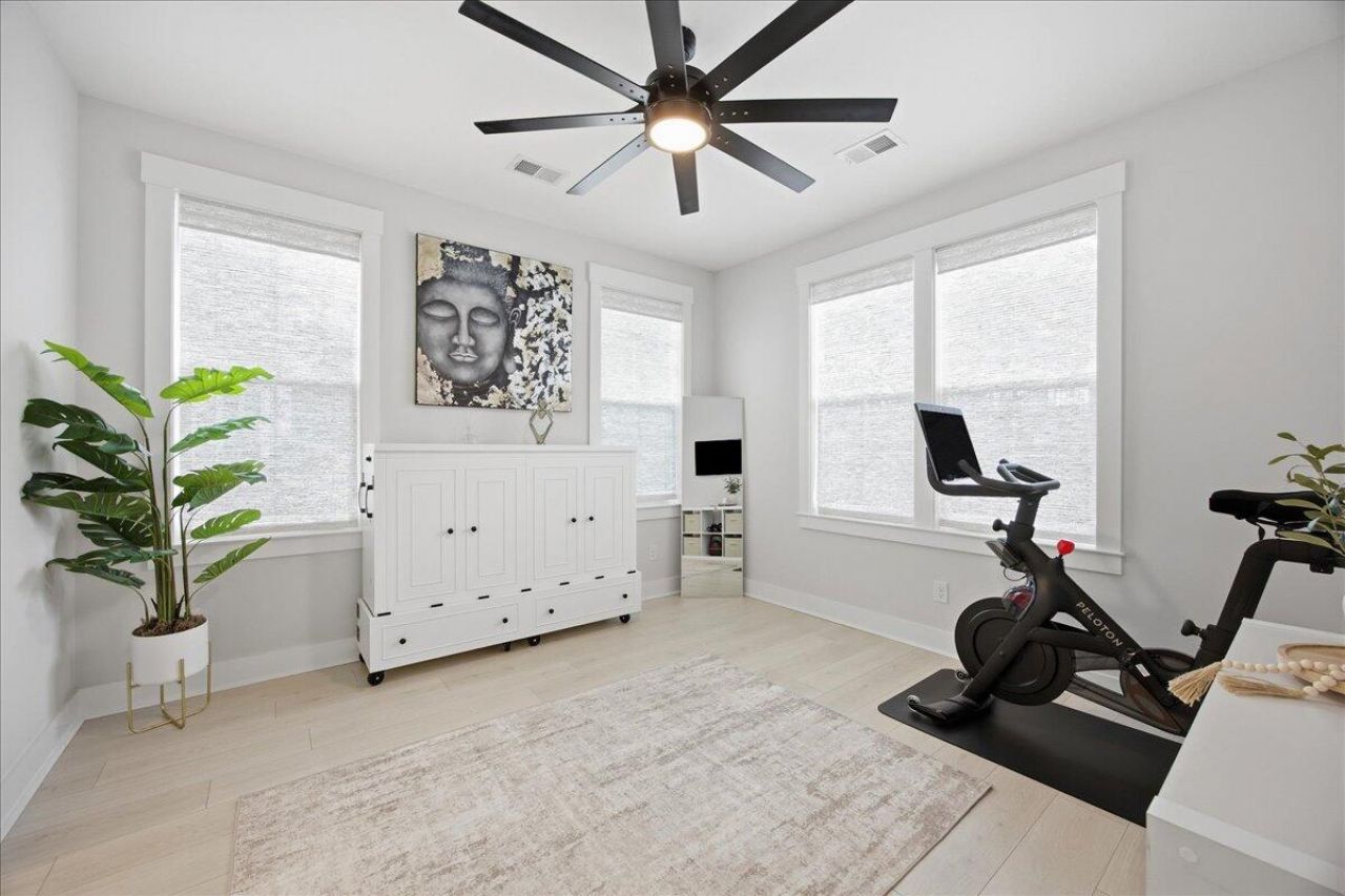 188 Clearblue Loop Photo 64