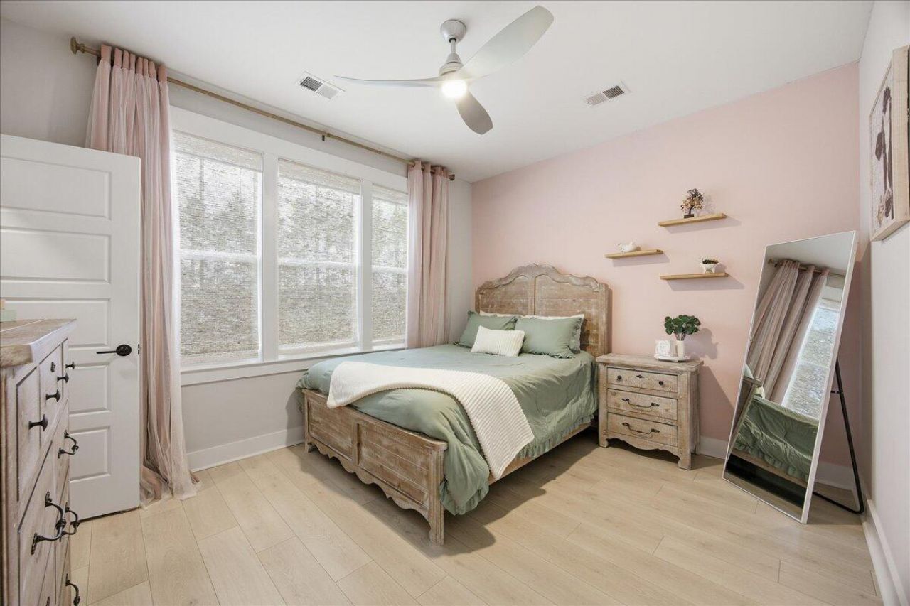 188 Clearblue Loop Photo 66