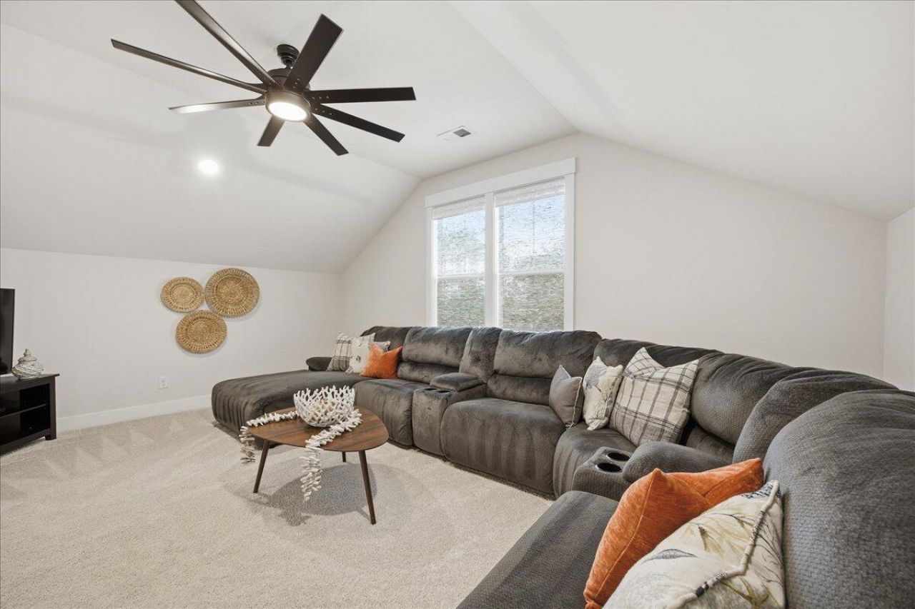 188 Clearblue Loop Photo 70