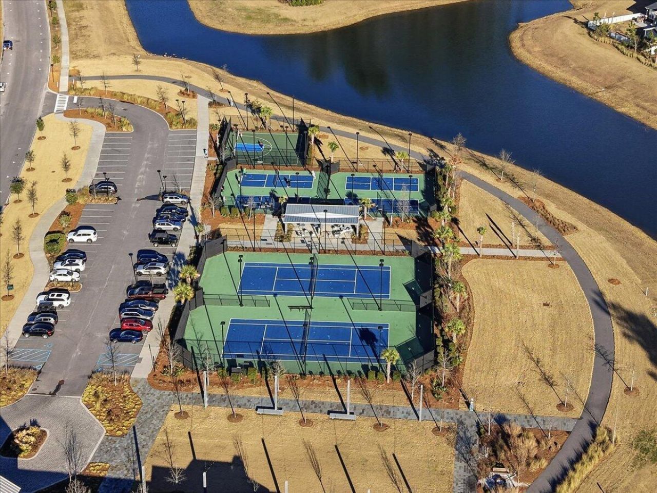 188 Clearblue Loop Photo 80