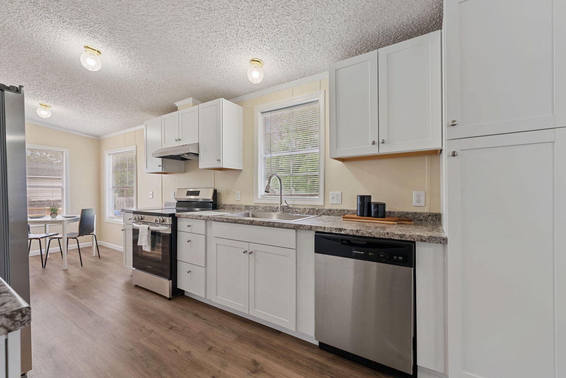 546 Pauline Drive Photo 13