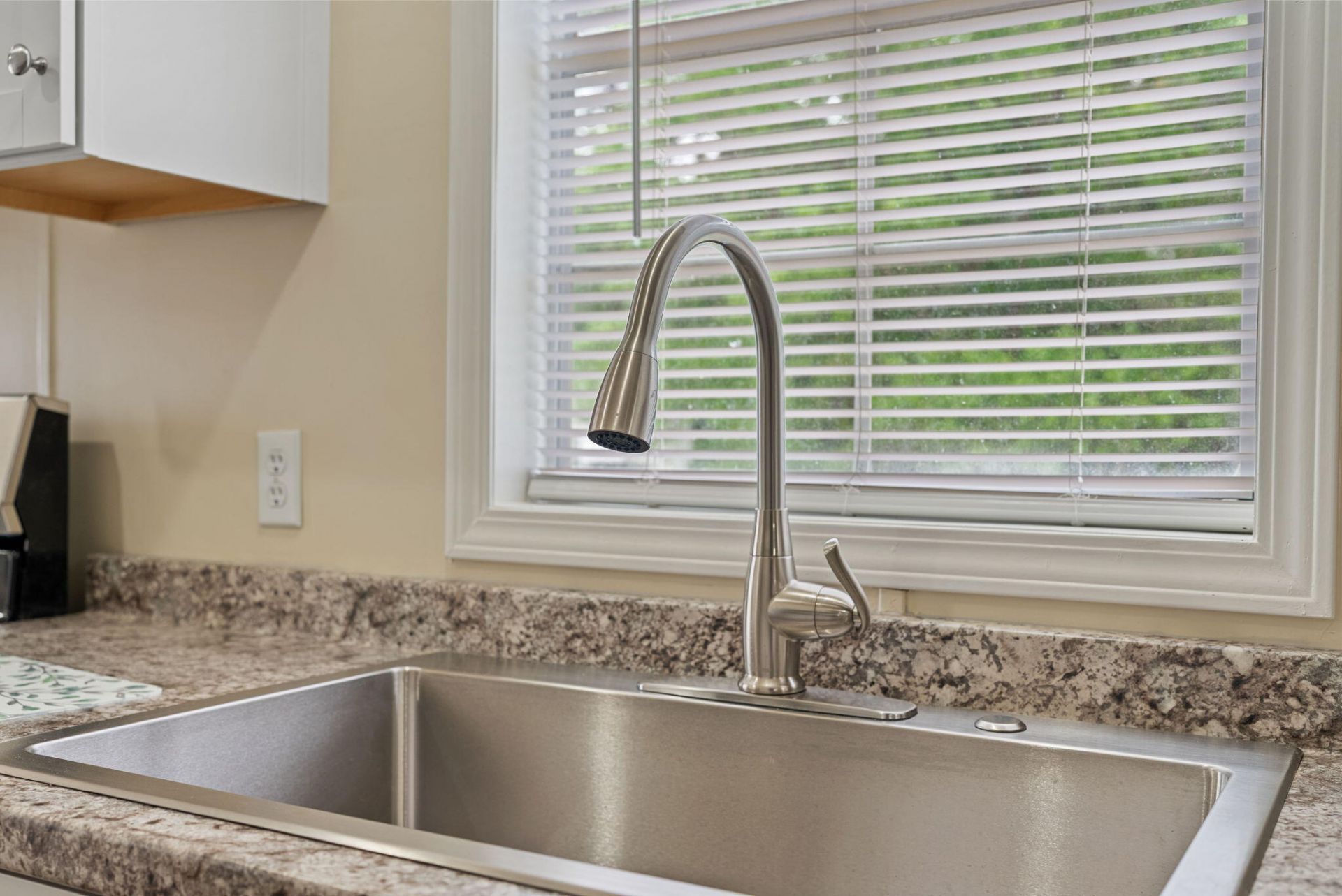 546 Pauline Drive Photo 16