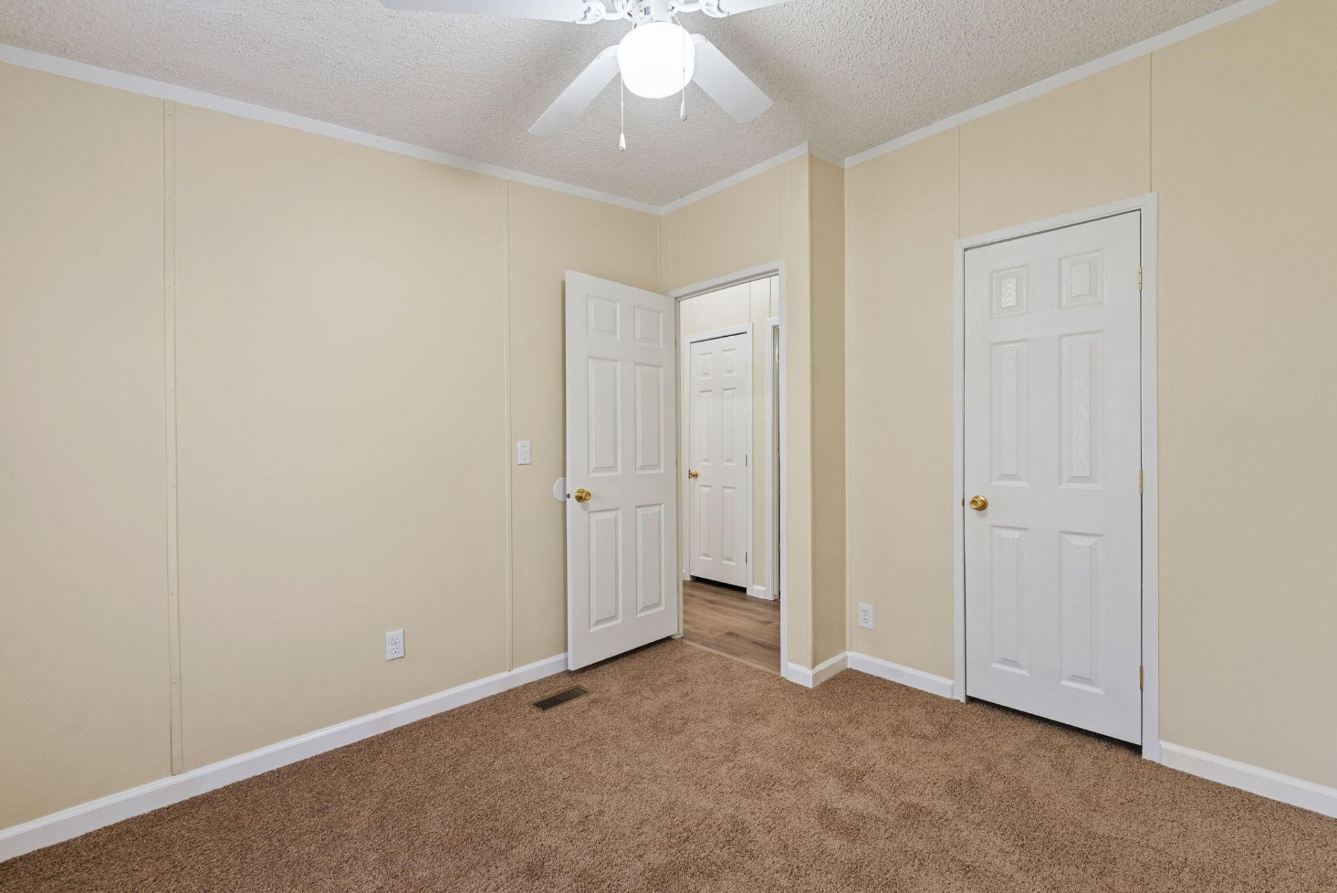 546 Pauline Drive Photo 26