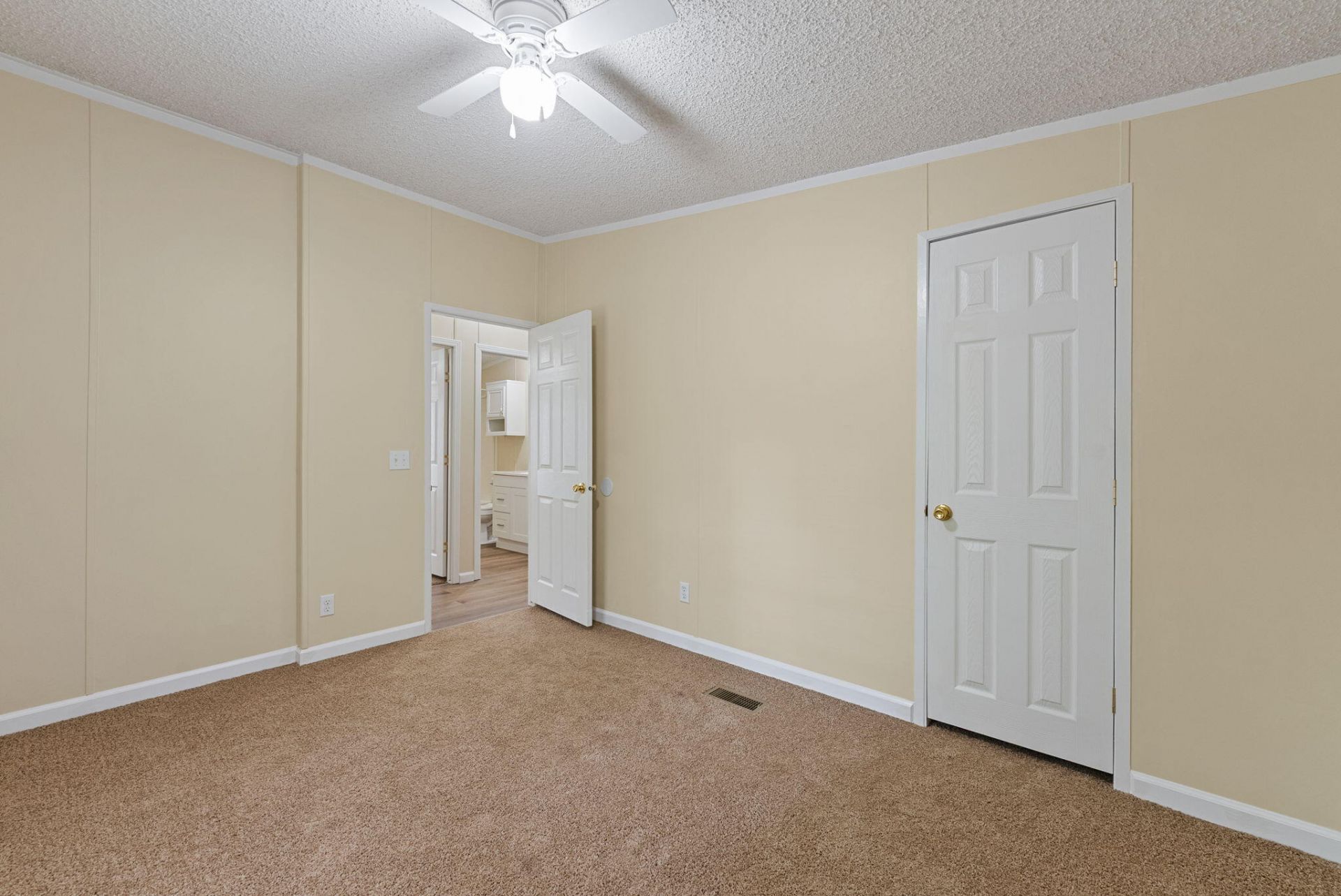 546 Pauline Drive Photo 28