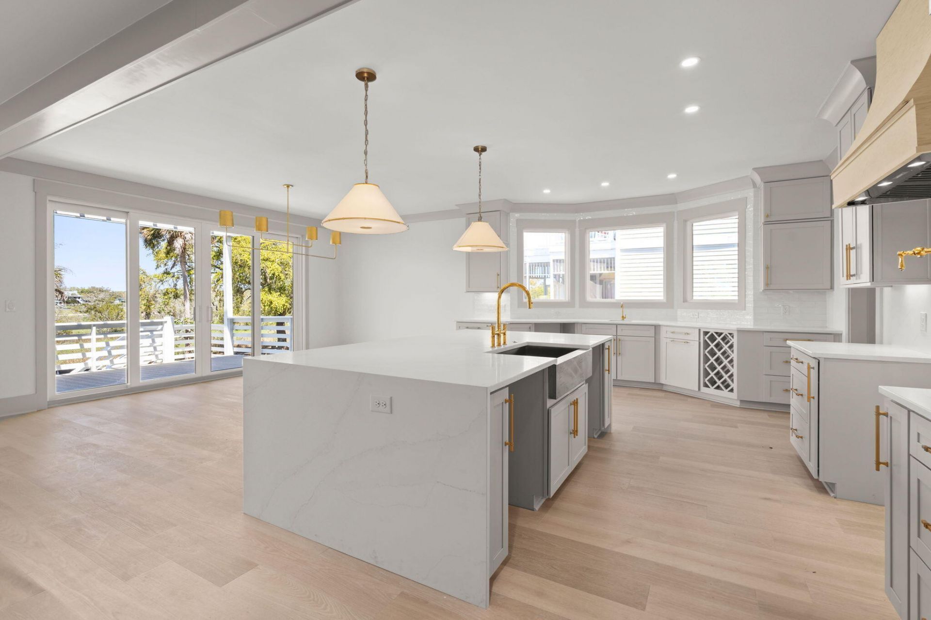 3307 Waterway Boulevard Photo 16