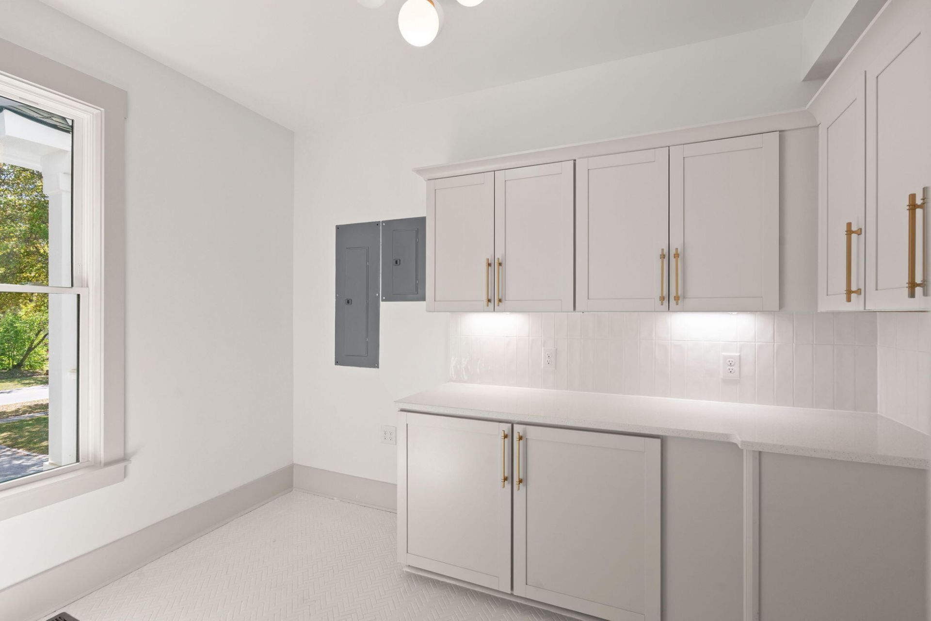 3307 Waterway Boulevard Photo 23