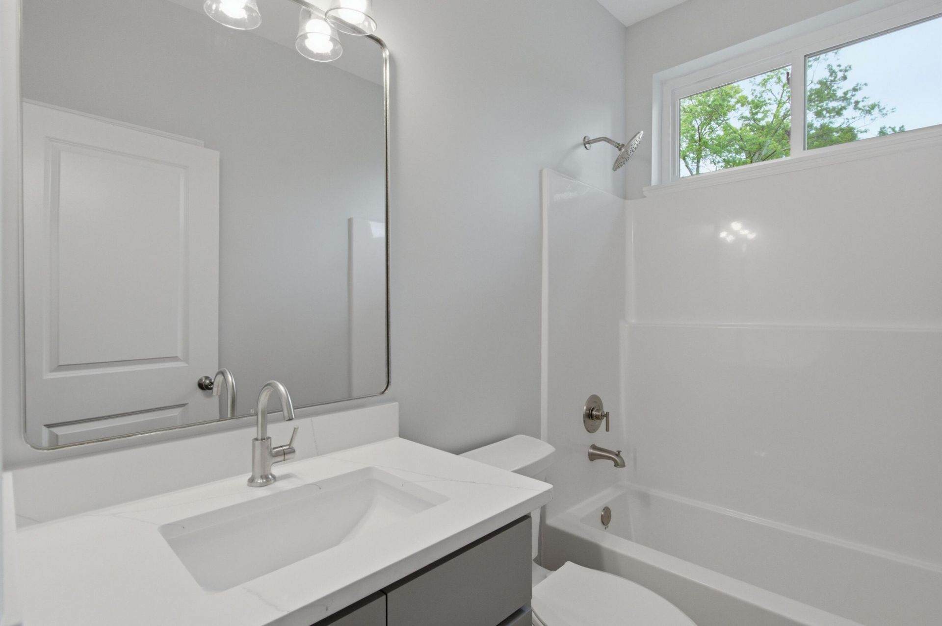 6 Josselson Street Photo 15