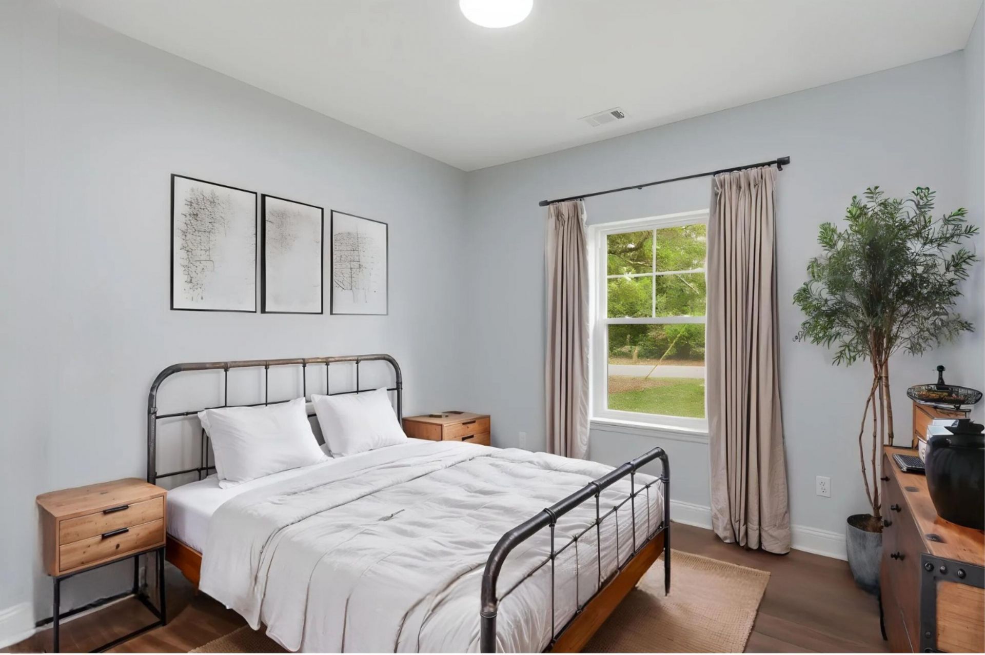 6 Josselson Street Photo 16