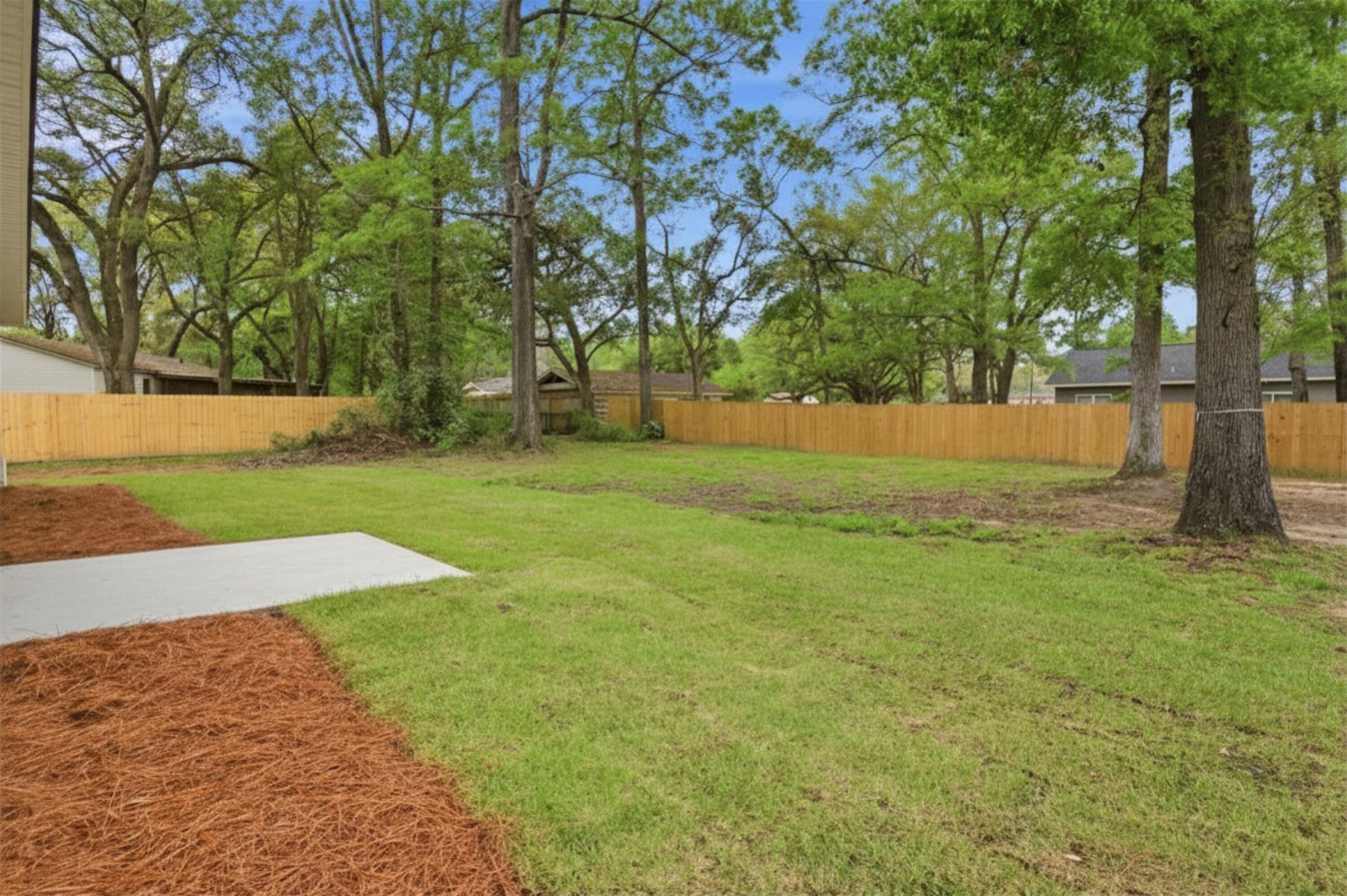 6 Josselson Street Photo 24