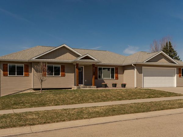 2321 Red Pine Avenue SW, Rochester, MN 55902