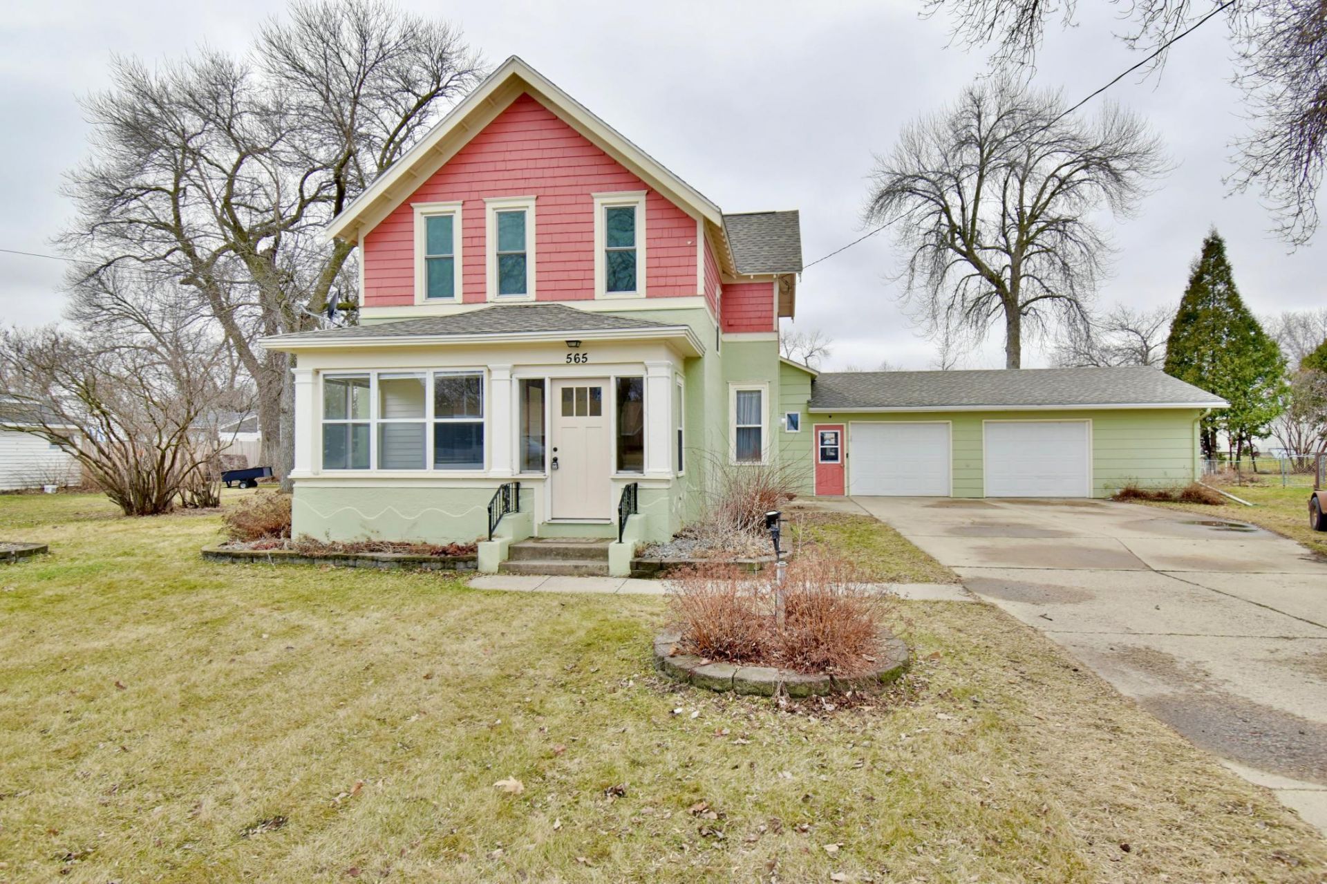 565 Washburn Avenue, Belgrade, MN 56312