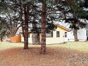 2701 Blackstone Avenue S, Saint Louis Park, MN 55416