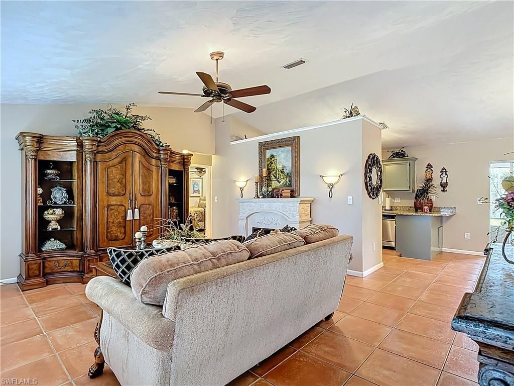 1405 SW 5th Pl, Cape Coral, FL 33991 Photo