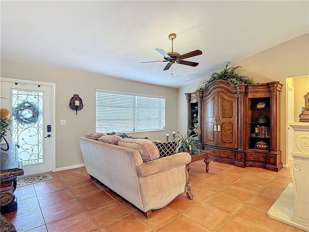 1405 SW 5th Pl, Cape Coral, FL 33991 Photo