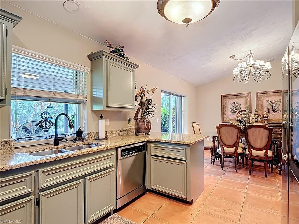 1405 SW 5th Pl, Cape Coral, FL 33991 Photo