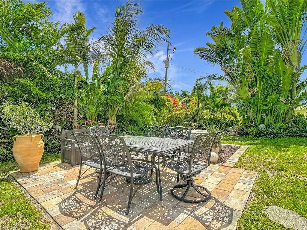 1405 SW 5th Pl, Cape Coral, FL 33991 Photo