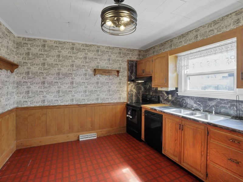 723 N 16th Street , Cambridge, OH 43725 Photo 23