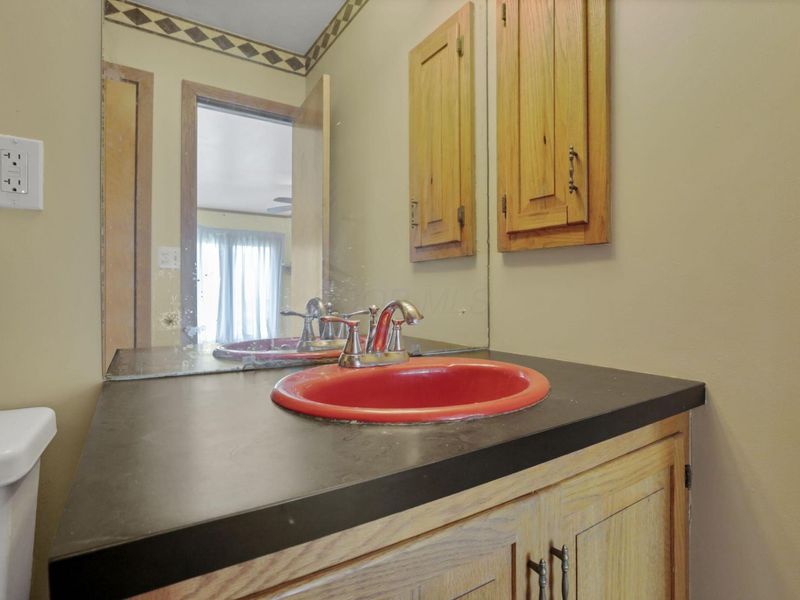 723 N 16th Street , Cambridge, OH 43725 Photo 34