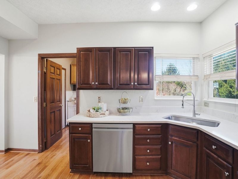 274 Park Trails Drive, Newark, OH 43055 Photo 20