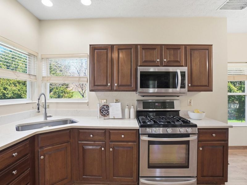 274 Park Trails Drive, Newark, OH 43055 Photo 21