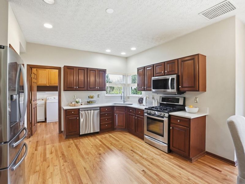 274 Park Trails Drive, Newark, OH 43055 Photo 22