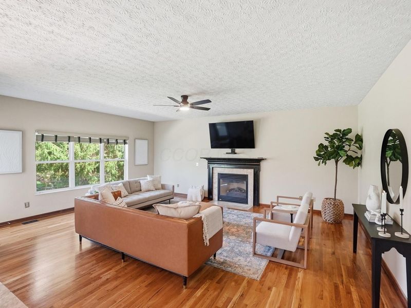 274 Park Trails Drive, Newark, OH 43055 Photo 8