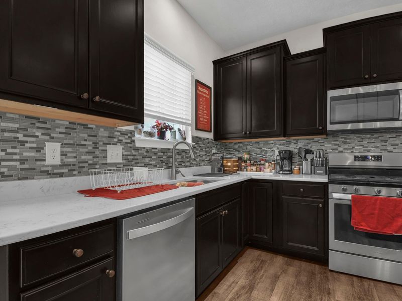 851 Corylus Drive SW, Pataskala, OH 43062 Photo 13