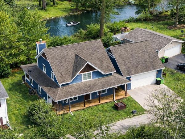 6621 Heidelberg CIRCLE, Waterford, WI 53185