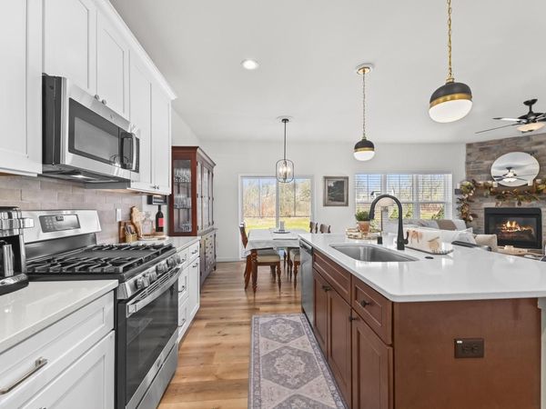 N118W7360 Fairway LANE, Cedarburg, WI 53012