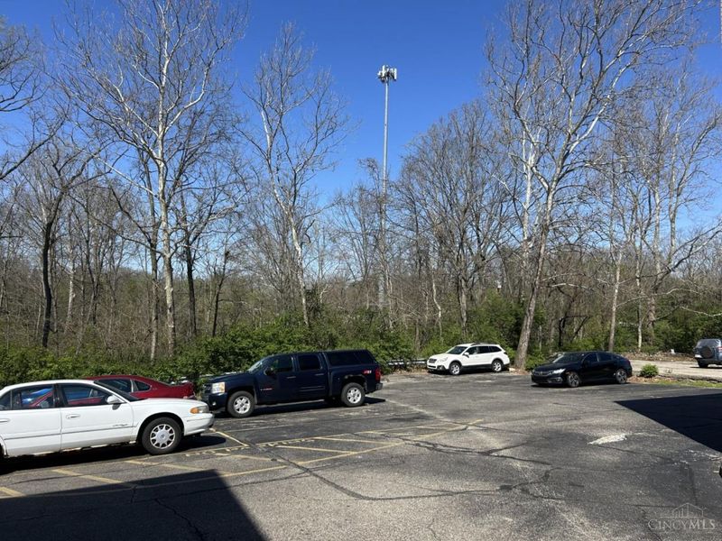 6285 Cheviot Road, Green Township, OH 45247 Photo 16