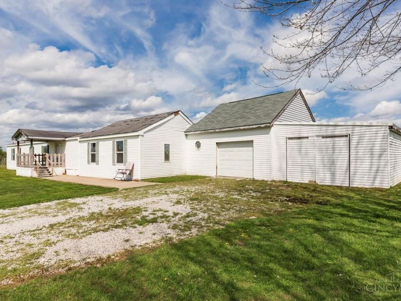 2001 Justin Lane, Bethel, OH 45106 Photo 3