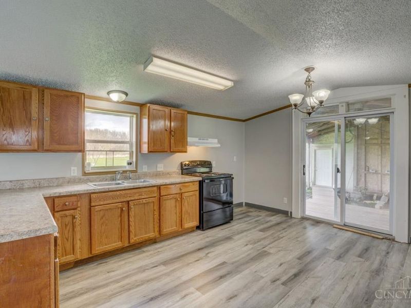 2001 Justin Lane, Bethel, OH 45106 Photo 8