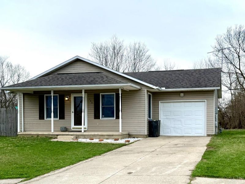 108 W Concord, Bloomingburg, OH 43106 Photo 1