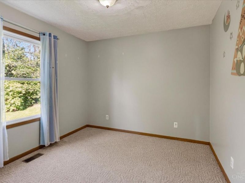 108 W Concord, Bloomingburg, OH 43106 Photo 17