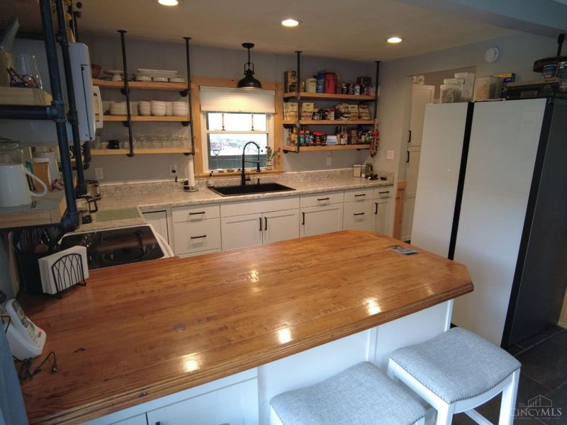 7583 Blue Creek Road, Jefferson Twp, OH 45684 Photo 8