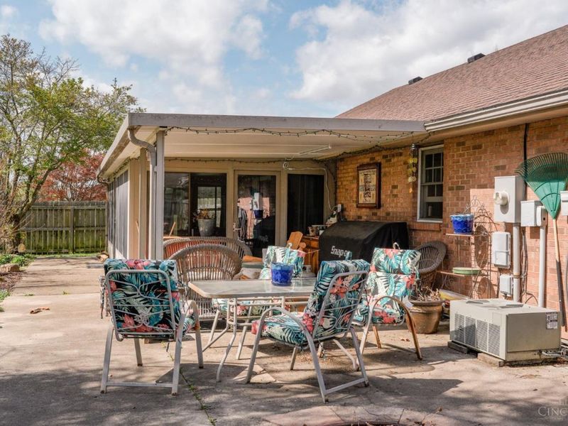 784 Kelly Drive, Wilmington, OH 45177 Photo 12