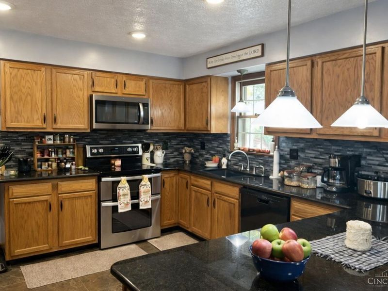 784 Kelly Drive, Wilmington, OH 45177 Photo 13