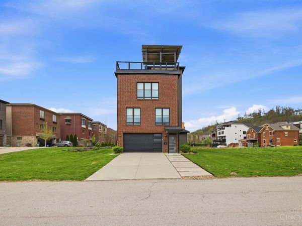 253 St Peters Street, Cincinnati, OH 45226