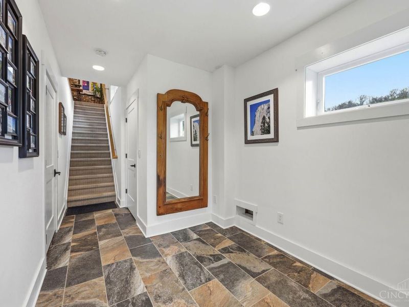 253 St Peters Street, Cincinnati, OH 45226 Photo 43