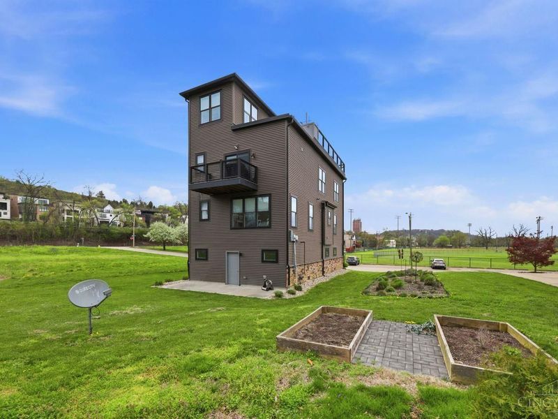 253 St Peters Street, Cincinnati, OH 45226 Photo 47