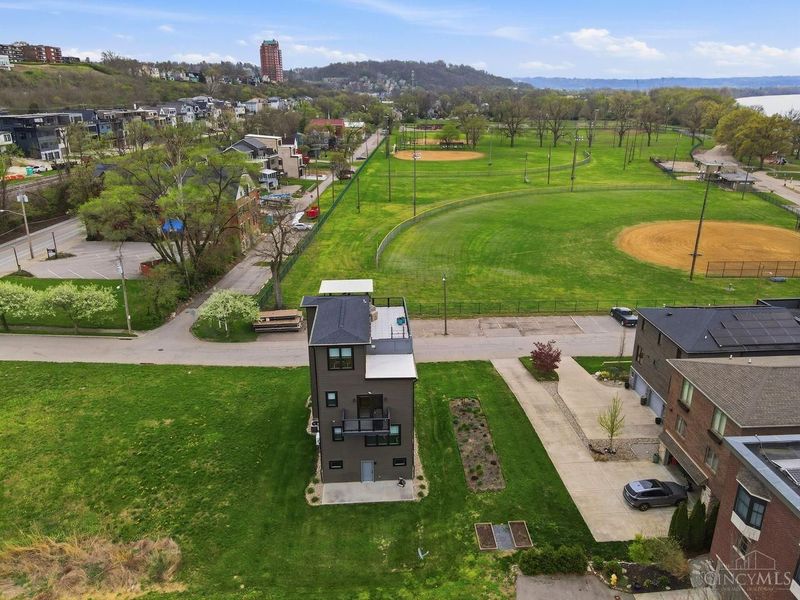 253 St Peters Street, Cincinnati, OH 45226 Photo 48