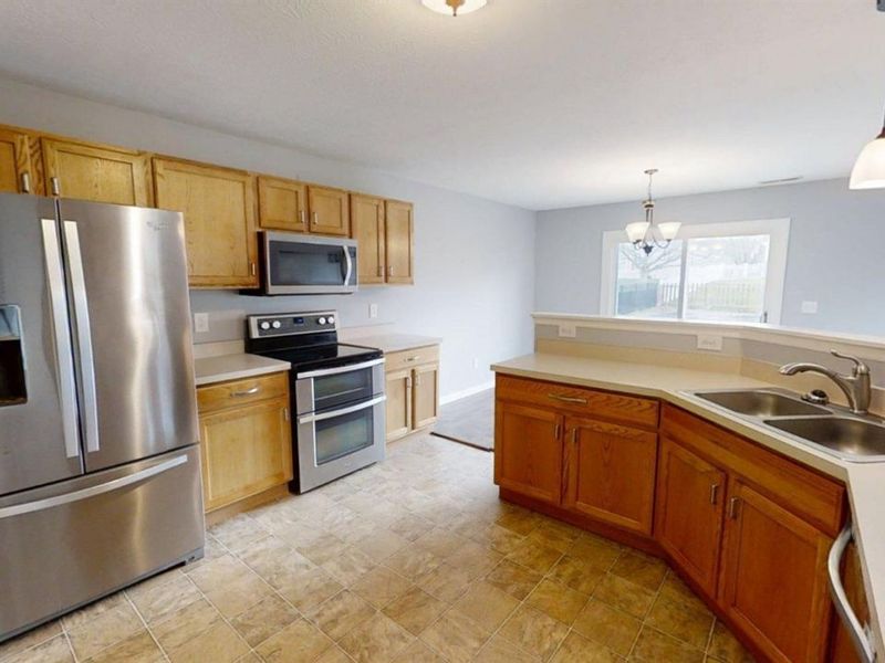 7748 Haverhill Lane, Hamilton Twp, OH 45039 Photo 6