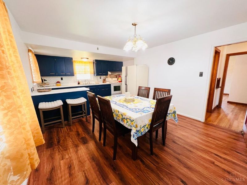 7905 Plainfield Road, Deer Park, OH 45236 Photo 9