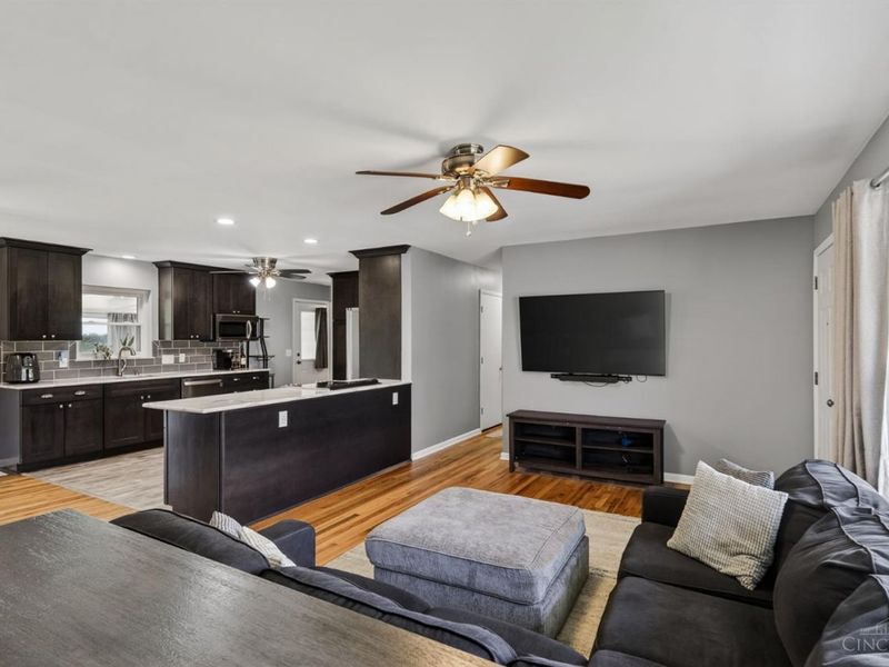 7781 Foxtrot Drive, Miami Twp, OH 45052 Photo 6