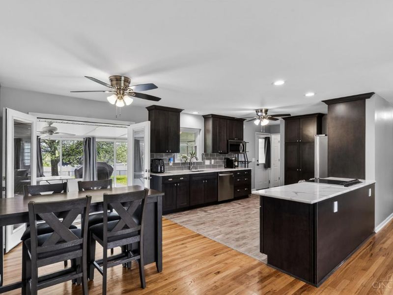 7781 Foxtrot Drive, Miami Twp, OH 45052 Photo 8