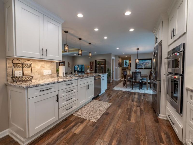 817 Locust Corner Road, Pierce Twp, OH 45245 Photo 11