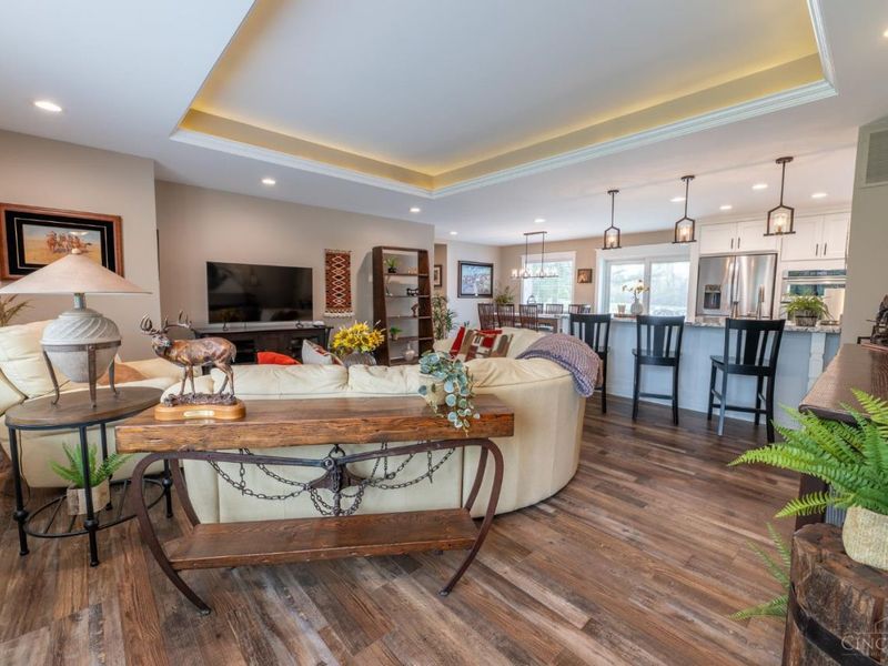 817 Locust Corner Road, Pierce Twp, OH 45245 Photo 5