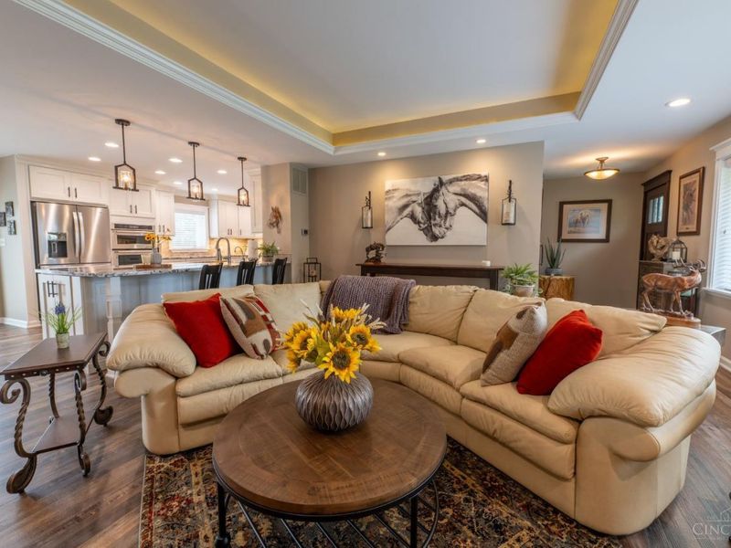 817 Locust Corner Road, Pierce Twp, OH 45245 Photo 6