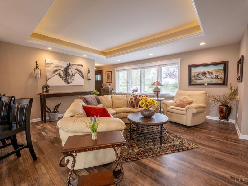 817 Locust Corner Road, Pierce Twp, OH 45245 Photo 7